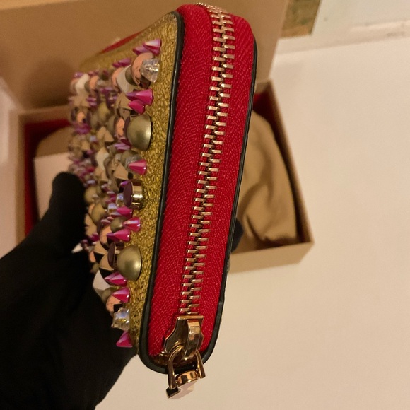 Christian Louboutin Gold Panettone Vintage Limited Edition Wallet - Picture 4 of 10